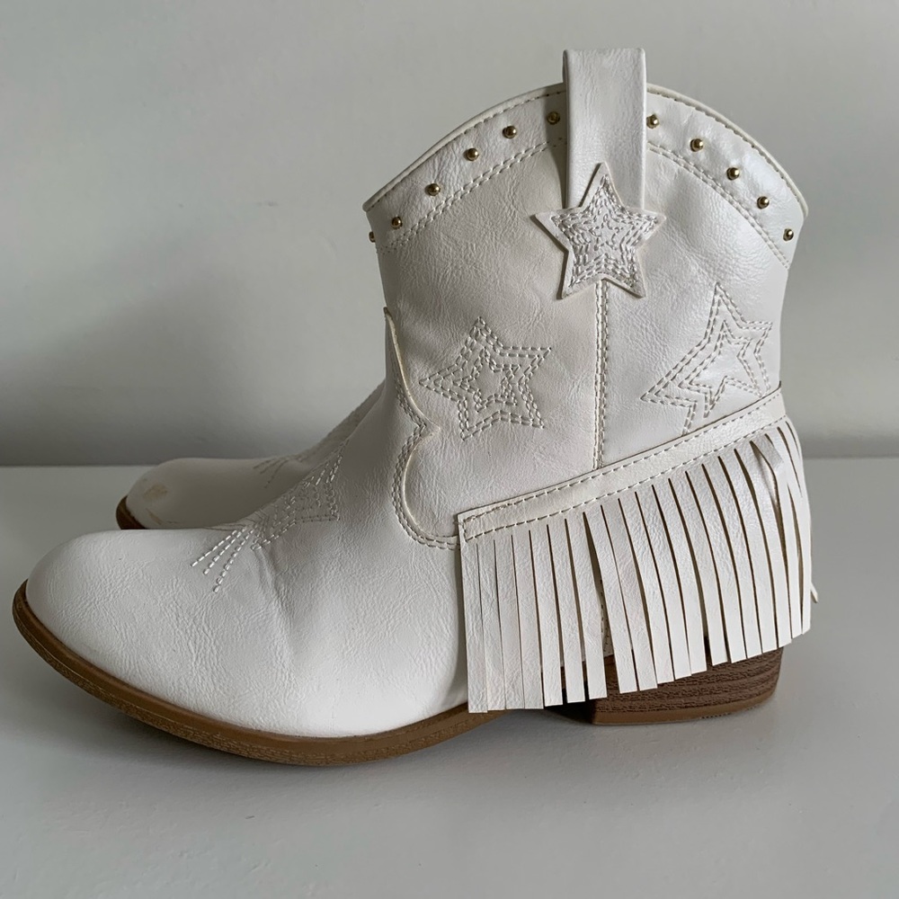 Girls White Cowboy Boots Size 2